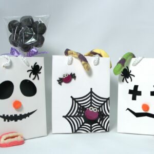 BORSETTA DI CARTA DI HALLOWEEN CON 100GR DI CARAMELLE GOMMOSE